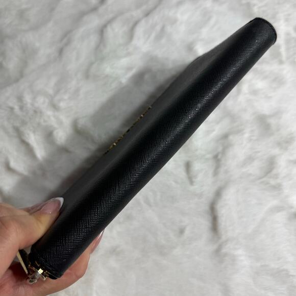 MICHAEL KORS Black Zip Around Wallet - Picture 4 of 11